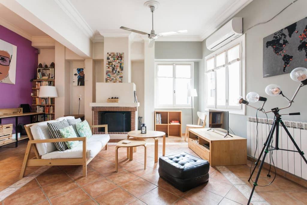 Mid Century 3 Bdr City Centre Townhouse Athens Ngoại thất bức ảnh