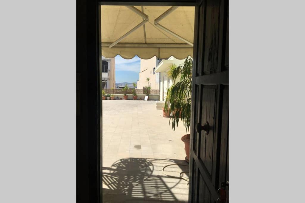 Mid Century 3 Bdr City Centre Townhouse Athens Ngoại thất bức ảnh